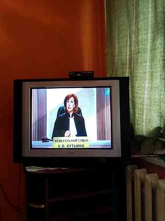 Продается телевизор диагональ 74 за 5000 тг Астана