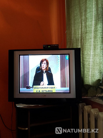 Продается телевизор диагональ 74 за 5000 тг Астана - изображение 1
