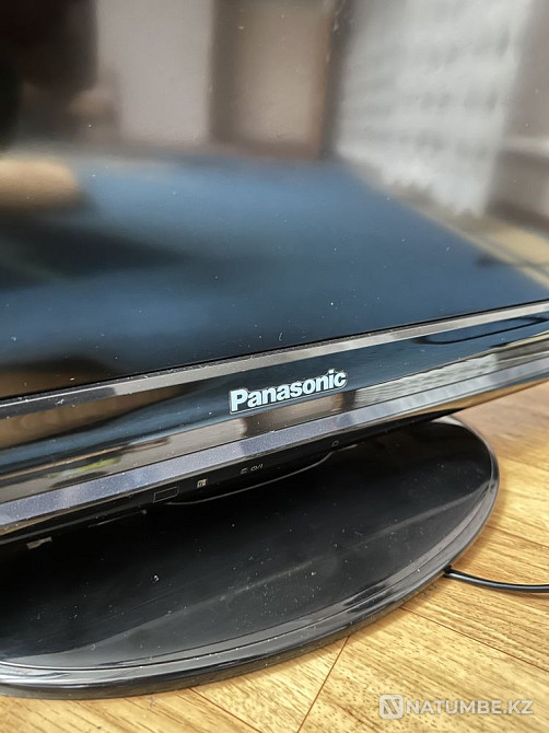 Panasonic TV  - photo 1