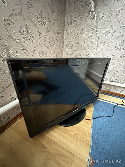 Panasonic TV  - photo 3