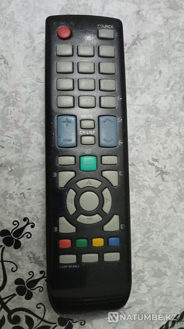 Телевизор Самсунг за 40 тыс диагональ 101;6 см Каскелен - изображение 2