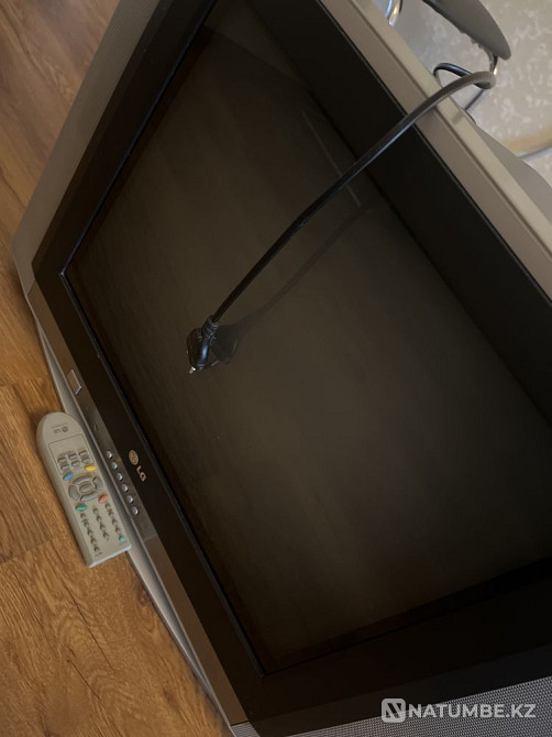 TV with remote control in excellent condition Urochishche Talgarbaytuma - photo 1