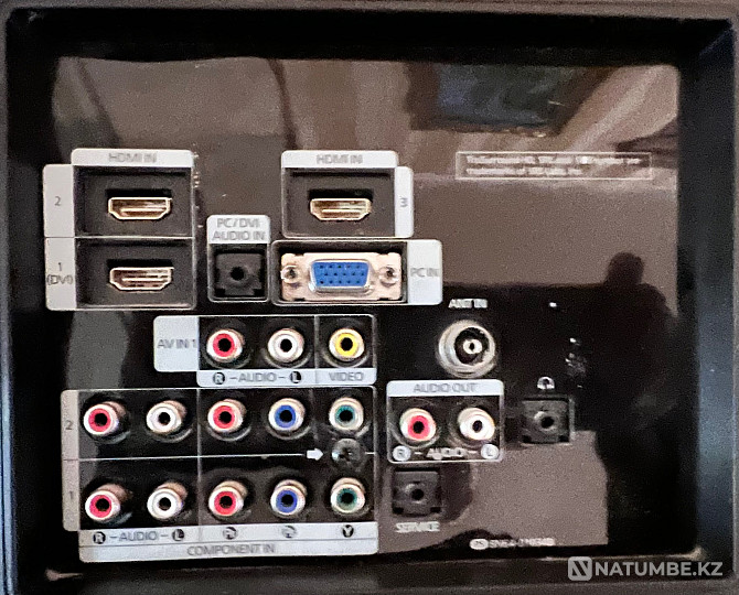 TV Samsung S5  - photo 2
