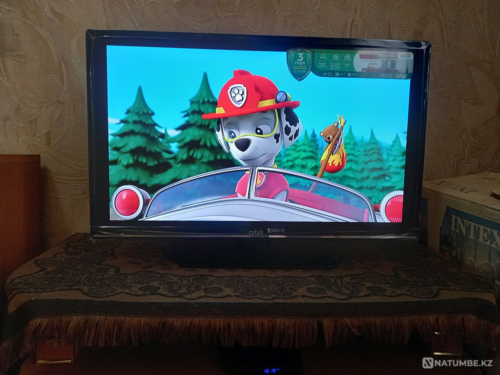 Продам телевизор Artel LED 24 AH90G  - изображение 4