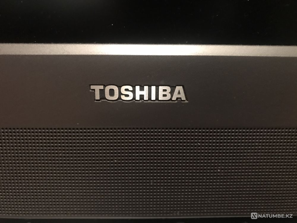 Телевизор Toshiba Regza  - изображение 2