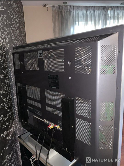 Телевизор плазменный JVC диагональ 108 см  - изображение 2