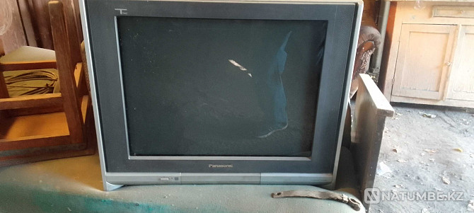 Selling Panasonic TV with remote control in excellent condition Atyrau - photo 1