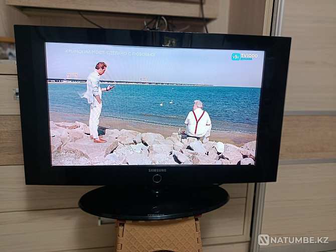 Samsung TV  - photo 1