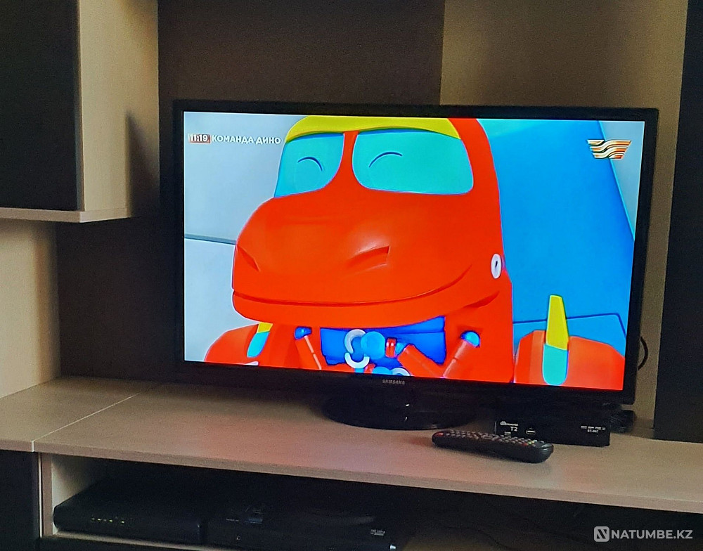 Телевизор 2016года оригинал Samsung 80cm DVB-T2 DVB-C 22канала Отау ТВ Кульсары - изображение 2
