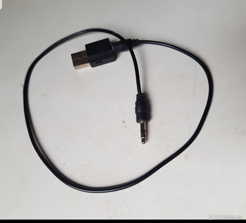 Блютуз- передатчик! Слушать телевизор в блютуз наушниках! Usb AUX  - изображение 3