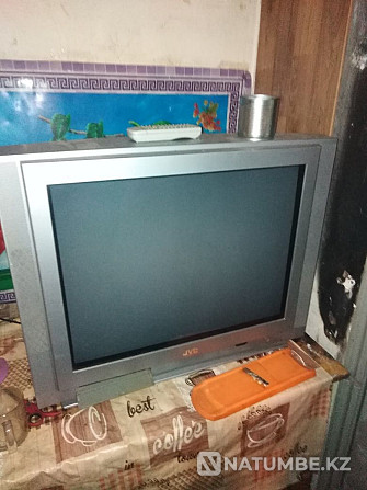 Телевизор большой  - изображение 1