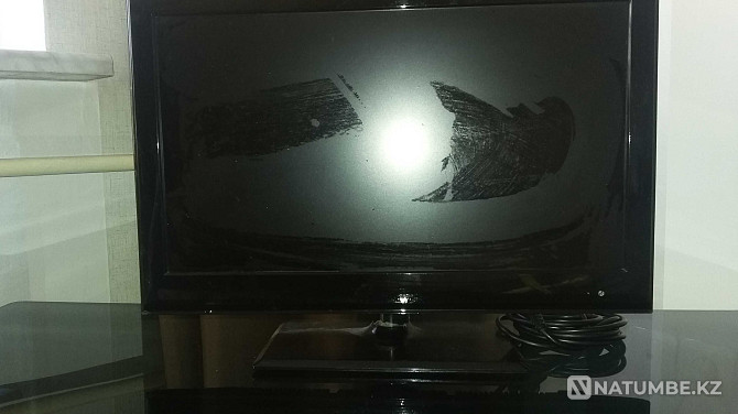 Selling LG LCD flat TV, good condition Zyryanovsk - photo 2