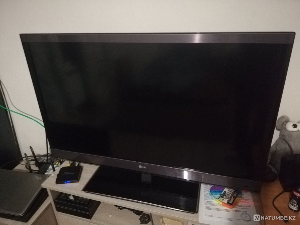 Продаётся телевизор LG 42lw575s Курчатов - изображение 2