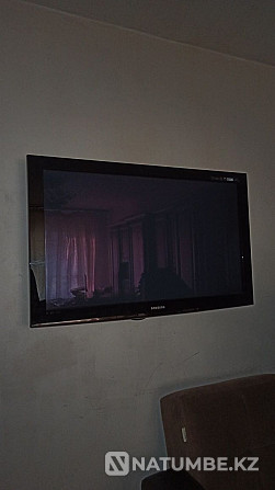 Телевизор Samsung с кронштейном и пультом в идеальном состоянии Риддер - изображение 8