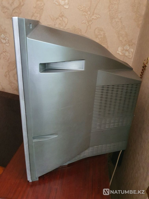 TV in working condition Shar - photo 3