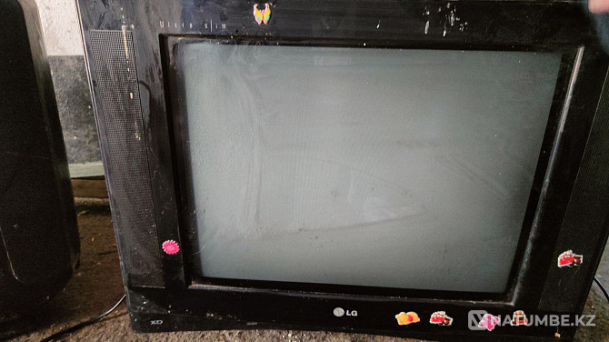 TVs are old  - photo 1