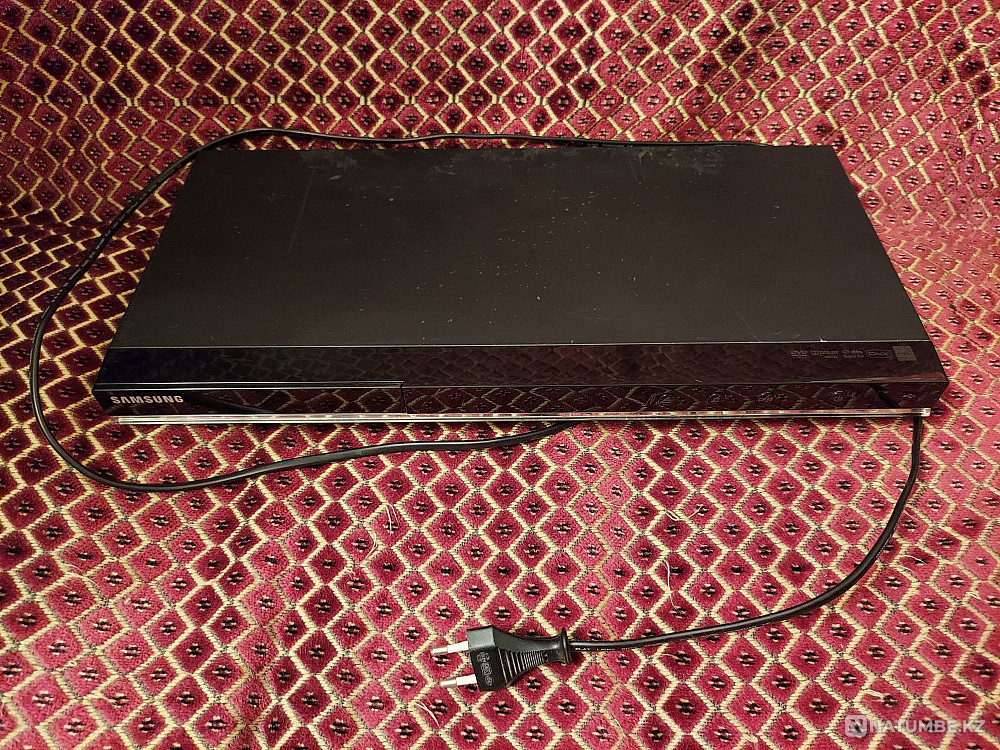 DVD player;working Almaty - photo 3