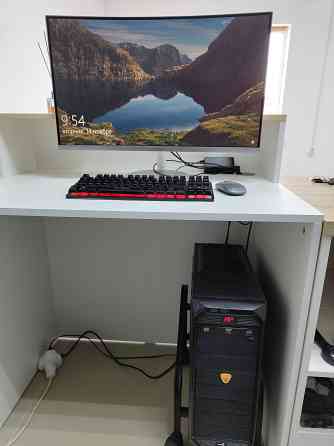 Продается Игровой компьютер в комплекте с изогнутым монитором Samsung Almaty