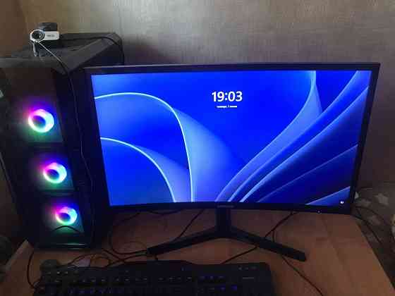 Продам игровой компьютер R5 2600/RX570/16 DDR4/1 TB M2 Алматы