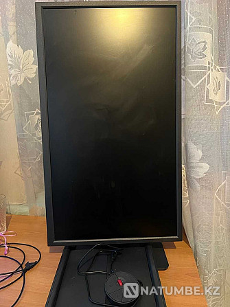 Monitor 24.5