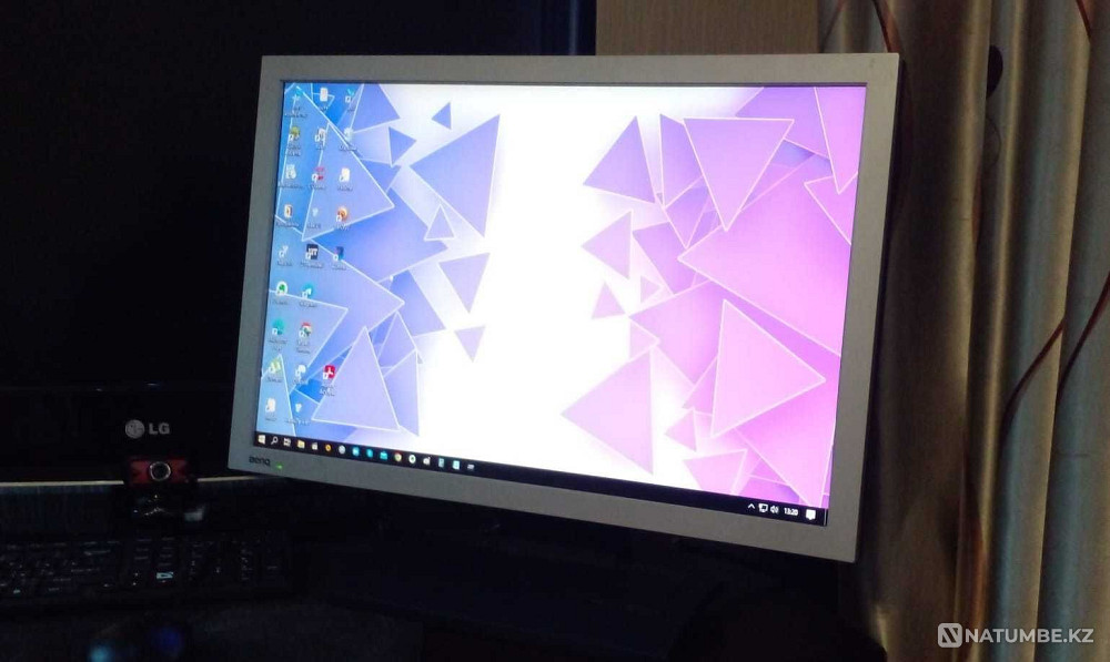Монитор 22 дюйма . Benq Алматы - изображение 2