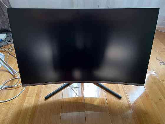Изогнутый игровой монитор Samsung LU32R590CWIXCI 32 дюйма; 4K Алматы