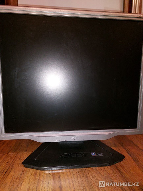 Monitor Acer 19