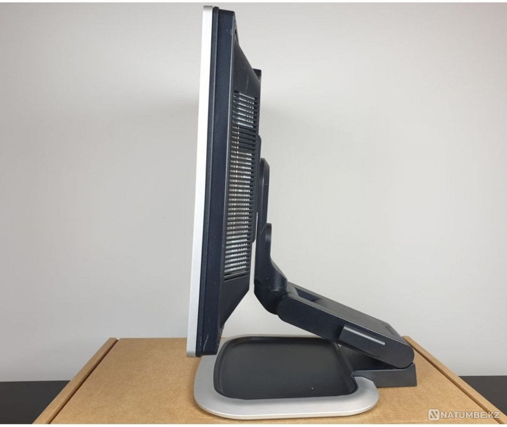 Монитор HP 19" LA1951g;c VGA; DVI;D-sub ;USB-hub Алматы - изображение 3
