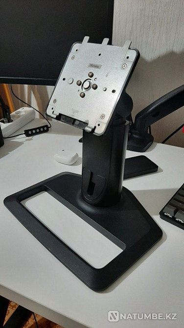 Selling HP ZR2240w monitor Almaty - photo 2