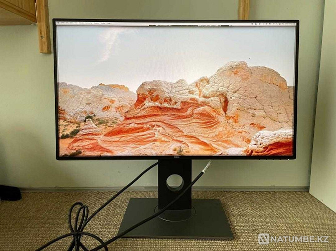 Монитор Dell 27" U2717D в отличном состоянии Алматы - изображение 1