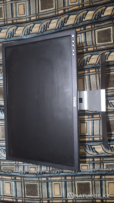 Монитор DELL ... Алматы - изображение 1