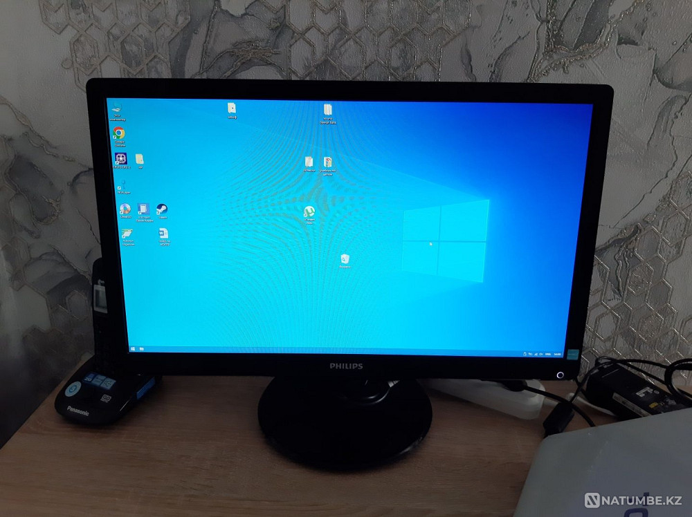 Монитор Philips 22' Алматы - изображение 4