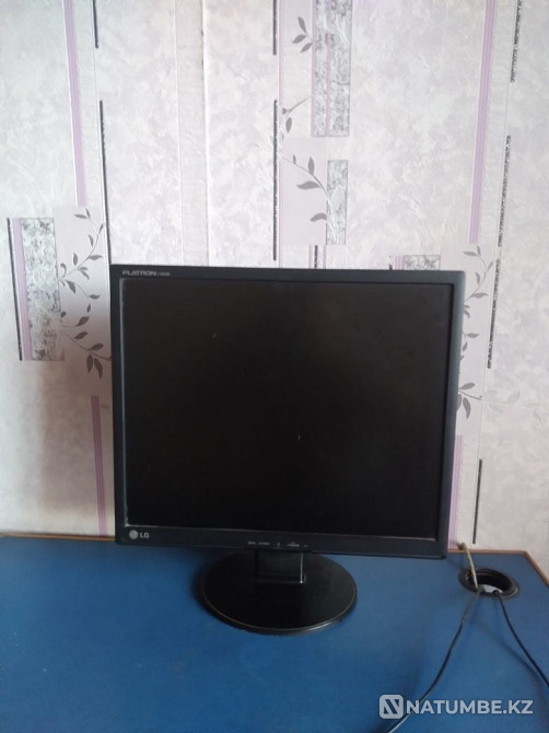 Продаётся монитор LG-FLATRON 2009 года в хорошем состоянии Алматы - изображение 3