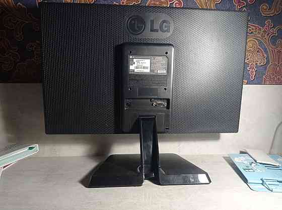 Монитор LG Flatron 19EN33S-B в хорошем качестве Алматы