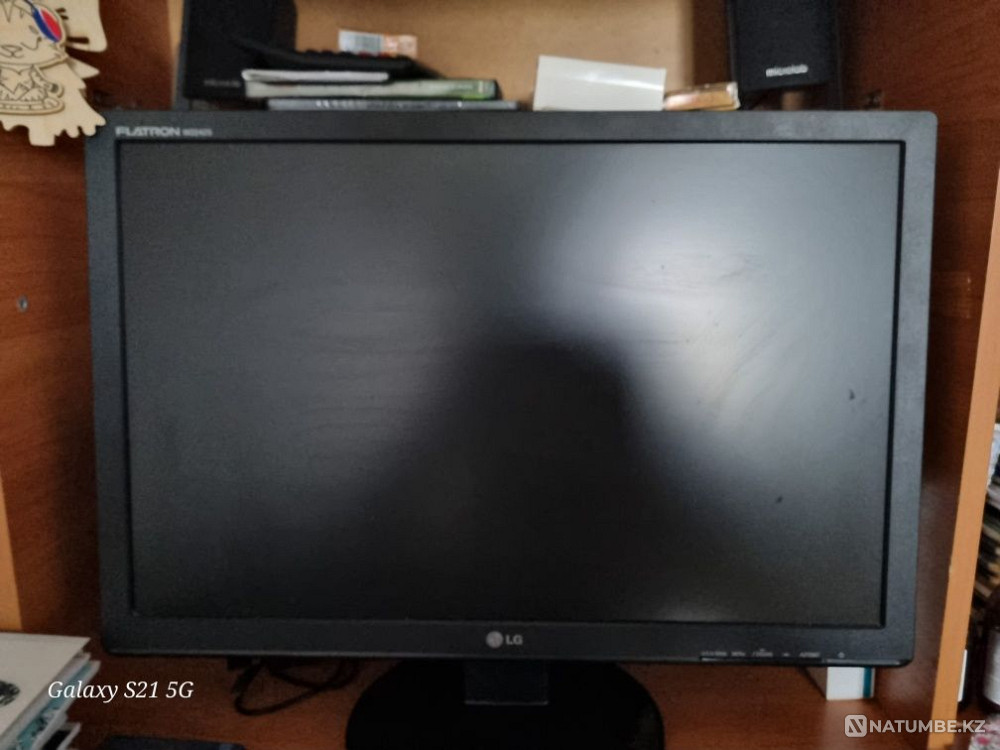 Продам Монитор LG Алматы - изображение 1