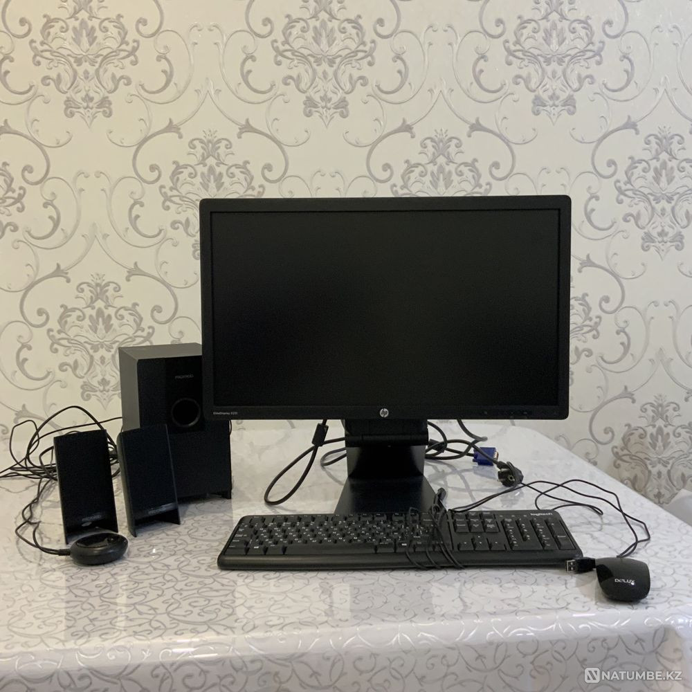 HP EliteDisplay E231 LED Monitor; speakers Microlab M-119 Almaty - photo 1