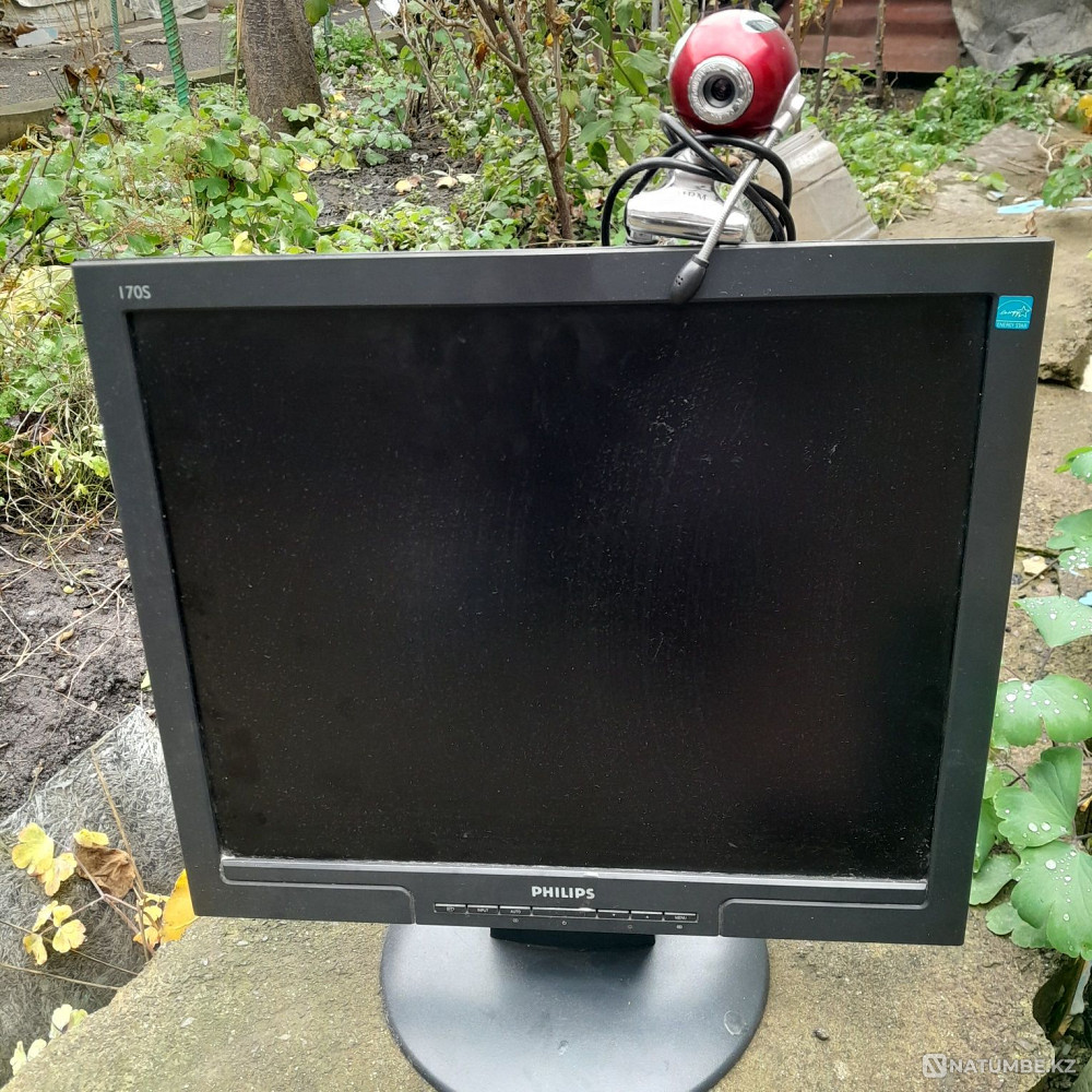 Selling a monitor in working condition Almaty - photo 1