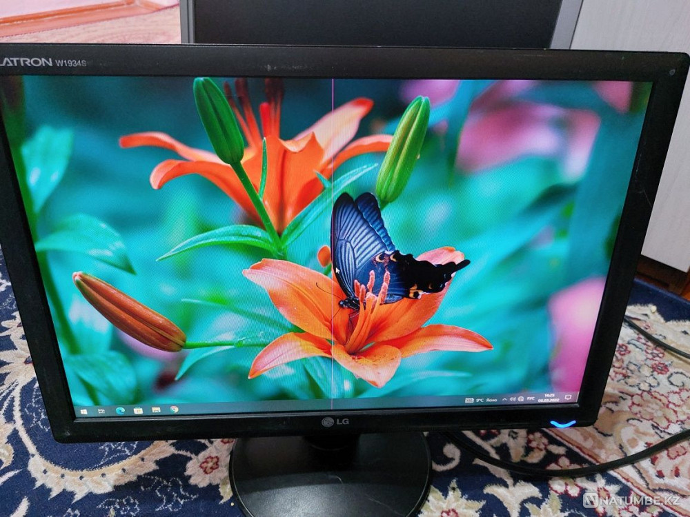 Selling monitors 19 Almaty - photo 2