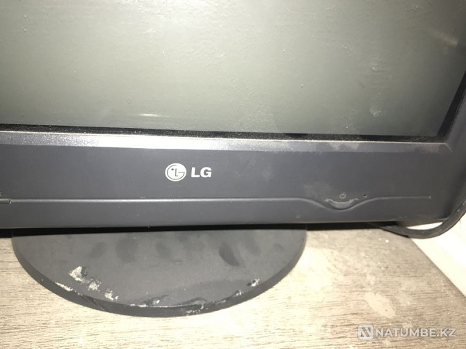 Selling LG monitor. FLATRON ez T717B. Cord included. Almaty - photo 3