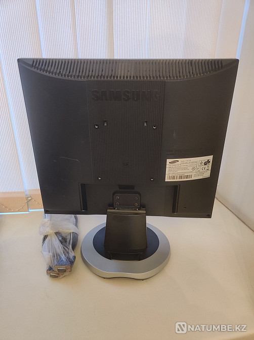 Монитор Samsung Самсунг Алматы - изображение 2