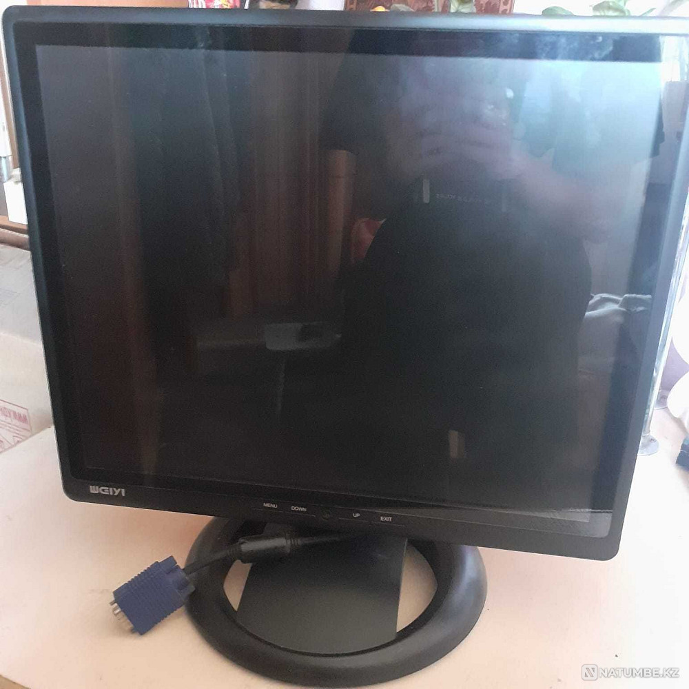 Computer monitors Almaty - photo 1