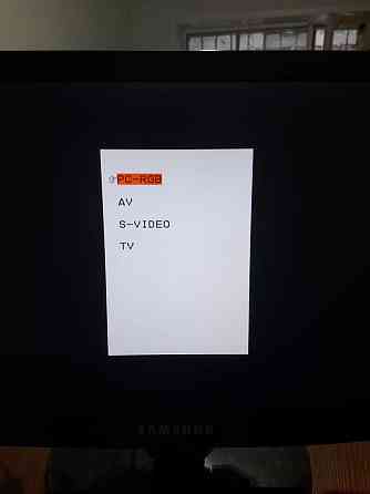 Монитор SAMSUNG 22 дюйма со встроенным TV тюнером Алматы