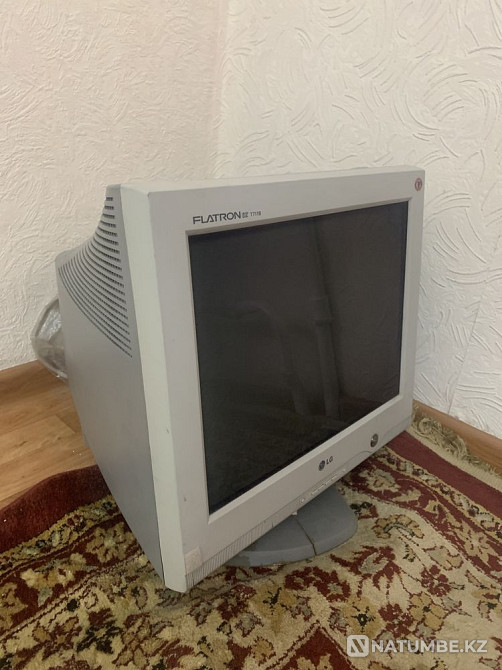 PC monitor Almaty - photo 2
