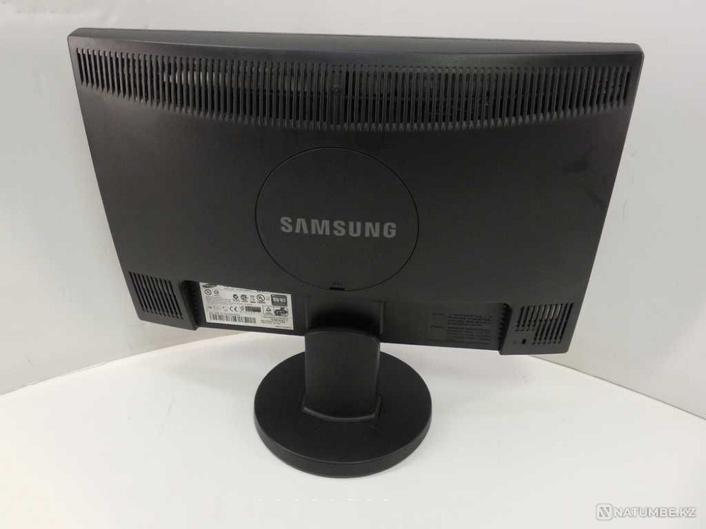 Монитор Samsung 19 дюймов 48.5 см 1440x900 без царапин Алматы - изображение 2