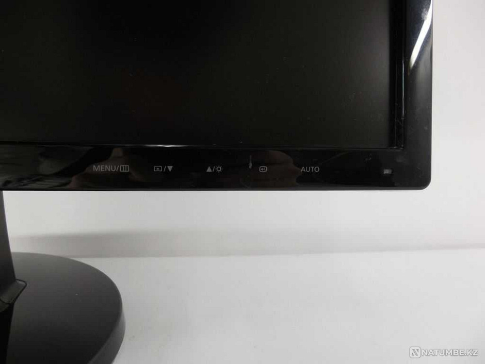 Монитор Samsung 19 дюймов 48.5 см 1440x900 без царапин Алматы - изображение 4