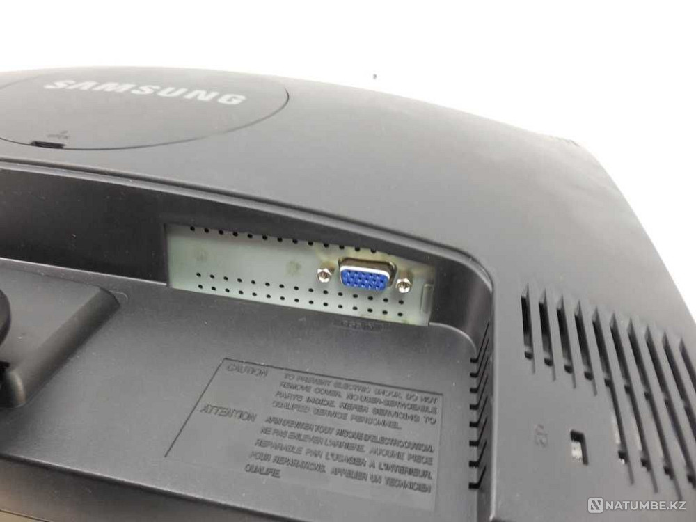 Монитор Samsung 19 дюймов 48.5 см 1440x900 без царапин Алматы - изображение 3