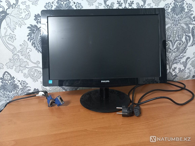 Монитор Philips хорошое состояние Алматы - изображение 2