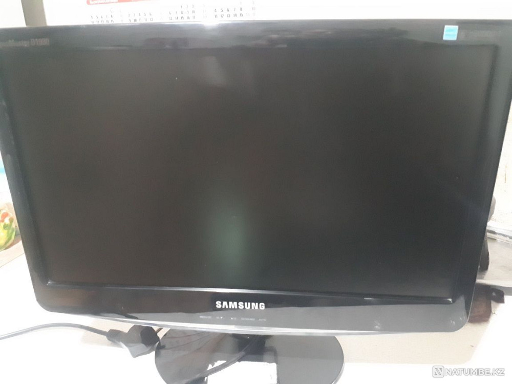 Монитор жұмыс істеп тұр.  Алматы - изображение 1