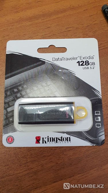 USB 3.2 flash drive for 32; 64; 128GB Kingston Almaty - photo 2
