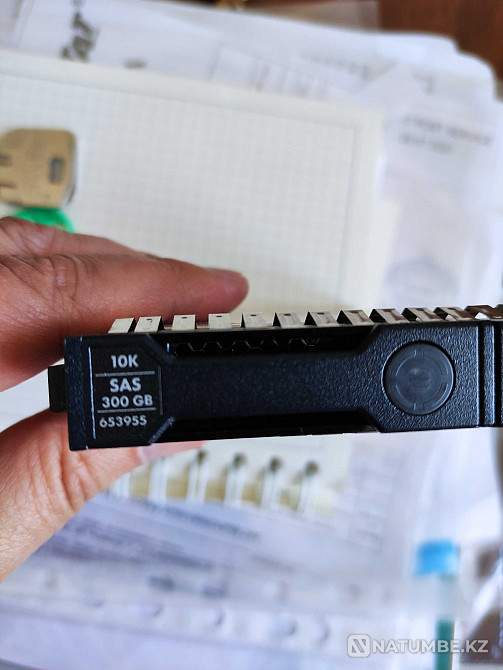Жесткий диск HP SAS 300 GB 10K 2.5 Алматы - изображение 2